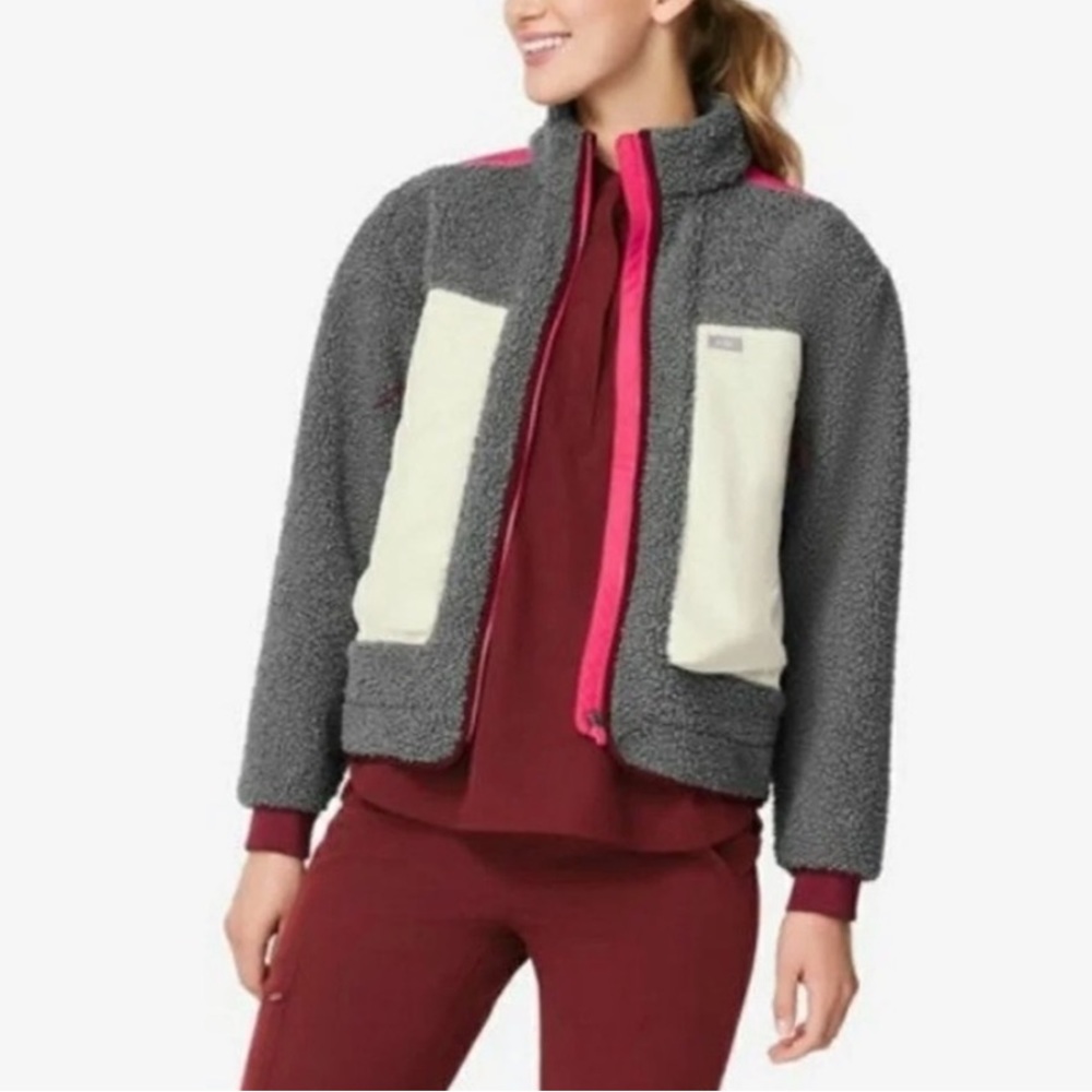 Figs Sherpa fleece jacket NWOT, size M